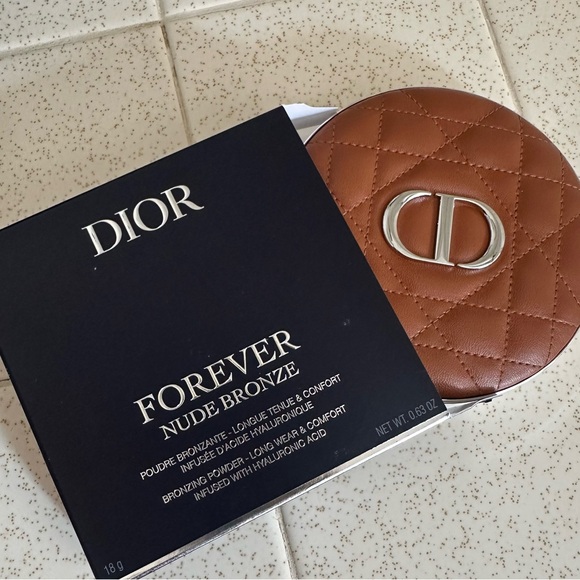 Dior Forever Nude Bronzer - Picture 2 of 9